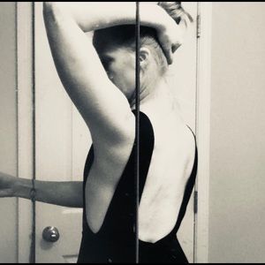 Sexy party dress...LBD 😍